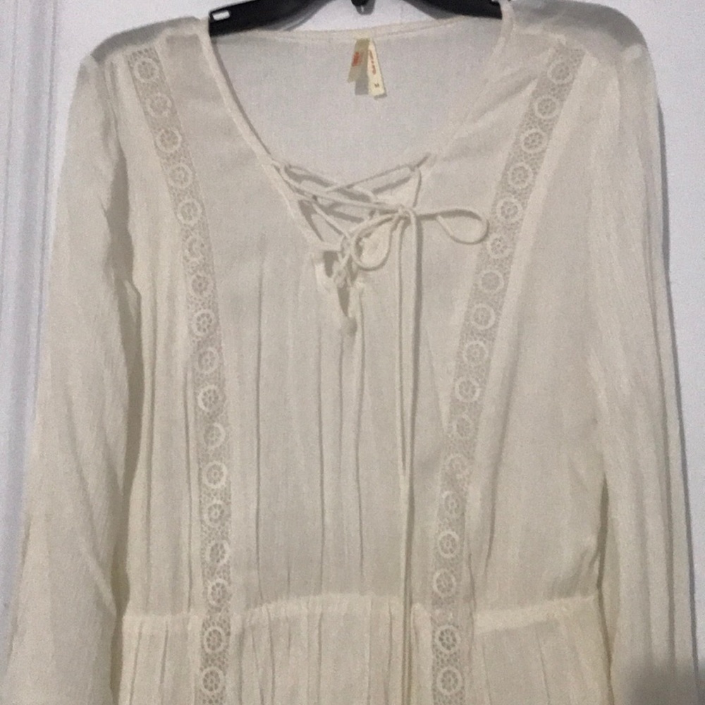 Dress - Picture 2 of 4